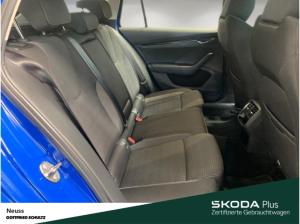 Skoda Octavia Combi AMBITION TDI AHK LED EINPARKHILFE SMART-LINK SITZHEIZUNG
