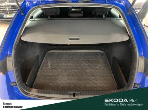 Skoda Octavia Combi AMBITION TDI AHK LED EINPARKHILFE SMART-LINK SITZHEIZUNG