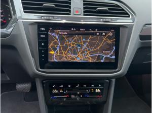 Volkswagen Tiguan Elegance 2,0 l TDI DSG Kamera Navi Standhzg