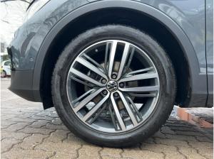 Volkswagen Tiguan Elegance 2,0 l TDI DSG Kamera Navi Standhzg