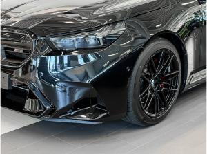 BMW M5 Touring PANO AHK DA PROF PA PROF 0,5%