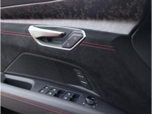 Audi RS e-tron GT performance AKTIVFAHRWERK*KERAMIK