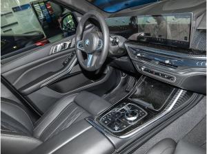 BMW X7 xDrive40d M SPORT PRO+AHK+PANO+HUD+UVM