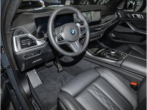 BMW X7 xDrive40d M SPORT PRO+AHK+PANO+HUD+UVM