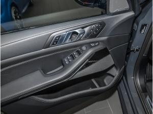 BMW X7 xDrive40d M SPORT PRO+AHK+PANO+HUD+UVM