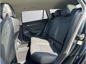 Skoda Superb Combi L&K 2,0 TDI 7-Gang-DSG 4x4