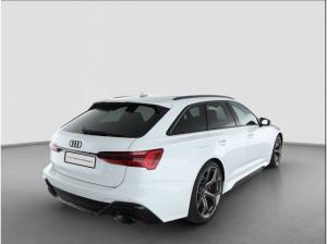 Audi RS6 Avant performance quattro tiptronic