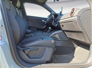 Audi Q2 35 TFSI S tronic S line, Matrix LED, AHK