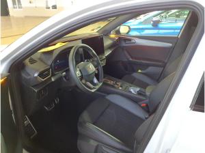 Cupra Leon ST 1.5 eTSI DSG / Navi, ParkAssi, LED, RFK