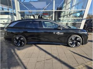 Volkswagen ID.7 Tourer Pro S (286 PS) //SOFORT VERF.// Massage, AHK, Pano, Navi usw.