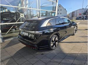 Volkswagen ID.7 Tourer Pro S (286 PS) //SOFORT VERF.// Massage, AHK, Pano, Navi usw.