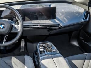 BMW ix iX xDrive45 23  M Sport Pro Luftfederung 360° HuD