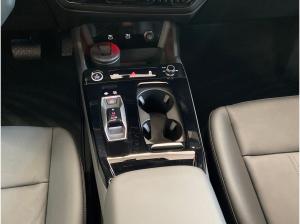 Audi Q6 e-tron *S-line*Matrix*HuD*AHK*Tech pro*