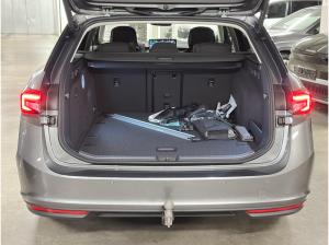 Skoda Superb Combi Selection 2.0 TDI 7-Gang-DSG