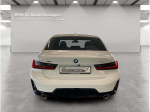 BMW 330 i xDrive Limousine M Sport AHK Kamera HiFi