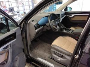 Volkswagen Touareg 3.0 TDI ELEGANCE AHK PANO GARANTIE WINTERRÄDER