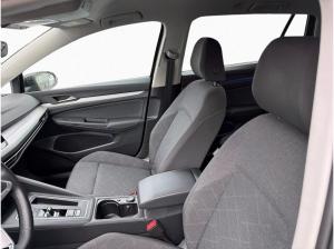 Volkswagen Golf Variant Life 2.0TDI 7-DSG NAVI AHK KLIMA