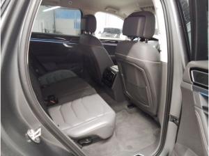 Volkswagen Touareg 3.0 TDI R-LINE AHK STANDHEIZUNG MATT WINTERREIFEN