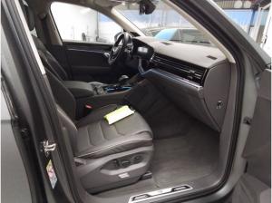 Volkswagen Touareg 3.0 TDI R-LINE AHK STANDHEIZUNG MATT WINTERREIFEN
