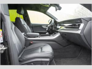 Audi Q8 45 TDI quattro S line Edition AHK/Luftfederung/Optik schwarz/Matrix