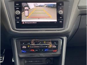 Volkswagen Tiguan Allspace 2.0 TDI DSG R-Line 4MOT NAVI RFK Matrix-LED AHK
