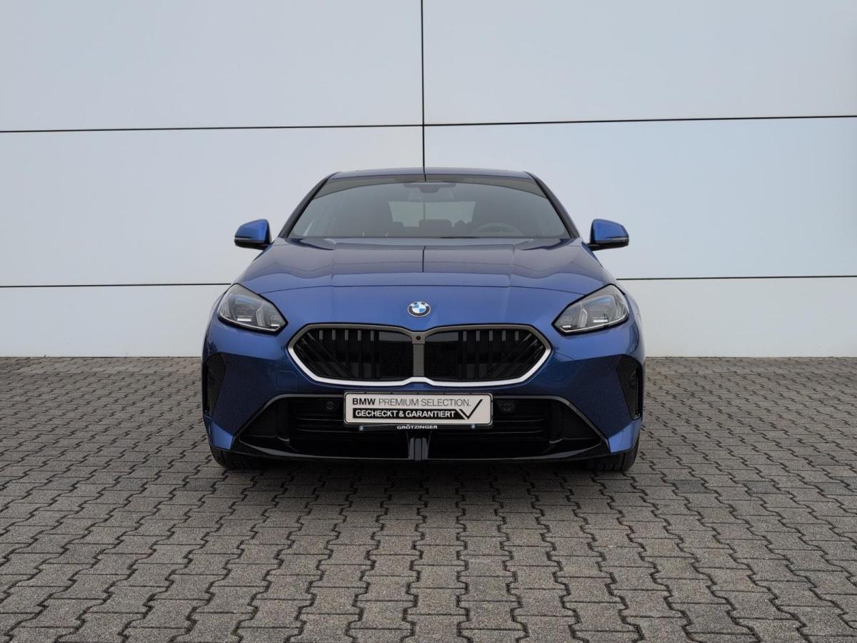 BMW 220 2 Gran Coupe LED+HUD+AHK+Pano