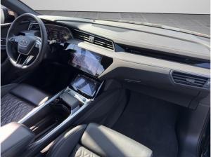 Audi Q8 Sportback e-tron 50 S line quattro