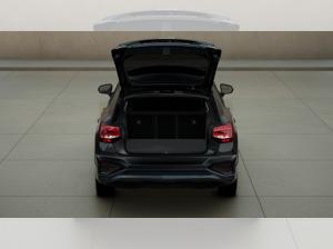 Audi Q2 40 TFSI quattro Navi LED Rückfahrkamera Sportsitze Leder