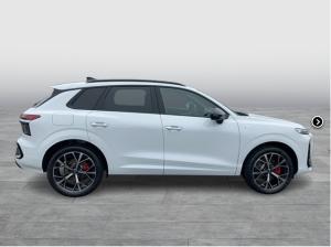 Audi Q3 SUV TFSI quattro S-line