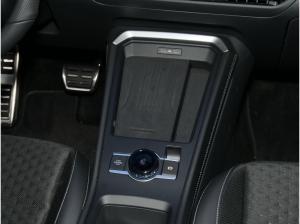 Volkswagen T-Roc 1.5 eTSI DSG R-Line NAVI KAMERA IQ.LIGHT HuD