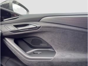 Audi A6 Sportback S line business e-tron quattro