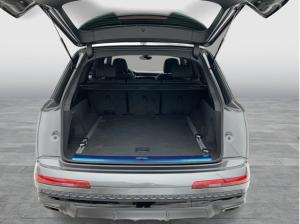 Audi Q7 SUV S line TDI quattro 210 kW tiptronic