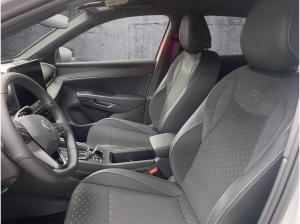 Volkswagen T-Roc 1.5 eTSI DSG R-line