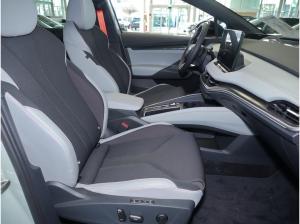 Skoda Elroq 85 Lodge *RFK SHZ AHK NAVI CARPLAY MATRIX*