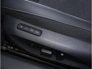 Skoda Superb Sportline 2,0l TDI DSG 4x4 * RFK SHZ AHK*