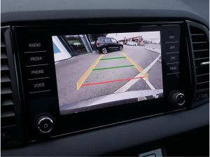 Skoda Karoq Selection 2,0l TDI DSG *RFK SHZ AHK NAVI*