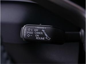 Skoda Karoq Selection 2,0l TDI DSG *RFK SHZ AHK NAVI*