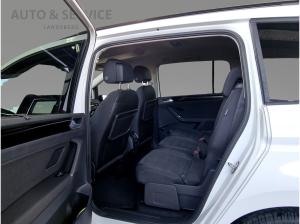 Volkswagen Touran R-Line 1,5 l DSG *AHK* *7Sitzer*