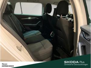 Skoda Octavia Combi STYLE TDI NAVI SITZHEIZUNG EINPARKHILFE LED