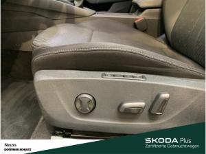 Skoda Octavia Combi STYLE TDI NAVI SITZHEIZUNG EINPARKHILFE LED
