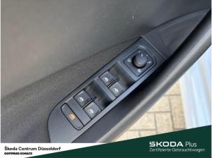 Skoda Kamiq Tour TSI DSG Infotainment-Paket Ausstattungs-Paket: Black