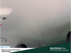 Skoda Kamiq Tour TSI DSG Infotainment-Paket Ausstattungs-Paket: Black