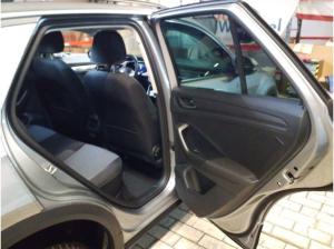 Volkswagen T-Roc Move 1.0 TSI - LED NAVI PDC SHZ LM ACC ZV GJR MFL
