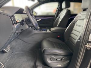 Volkswagen Touareg R 3.0TSI eHybrid +KAMERA+DYNAUDIO+