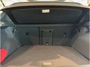 Volkswagen Golf VIII R 2.0TSI DSG 4x4 H&K KAMERA HeadUp MATRIX-LED