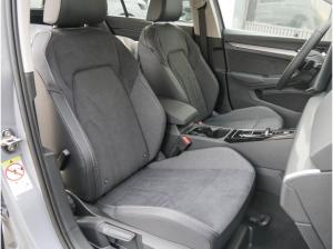 Volkswagen Golf Style 1,5 eTSI DSG AHK, Navi Lagerwagen !