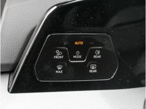 Volkswagen Golf Style 1,5 eTSI DSG AHK, Navi Lagerwagen !