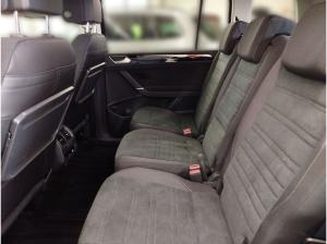 Volkswagen Touran 2.0 TDI DSG Highline DAB+ IQDrive Navi RearView Standheizung FrontAssist TravelAssist TrailerAssist