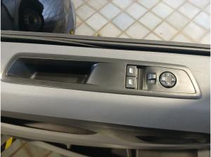 Opel Vivaro Kombi 2.0D Klimaanlage,Tempomat,DAB+