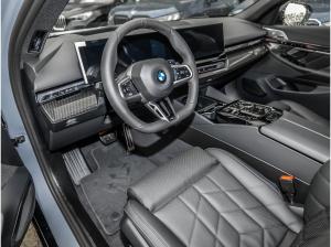 BMW 540 540d xDrive 21  M-Sport Pro Pano DA Prof. HuD 360° B/W uvm.